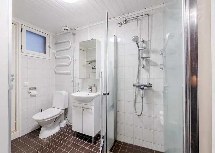 2 Bedroom By The River, Close To 로바니에미