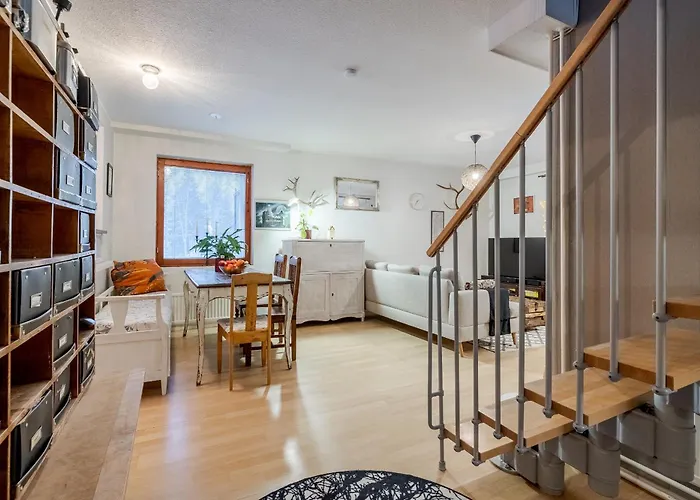 2 Bedroom By The River, Close To 로바니에미