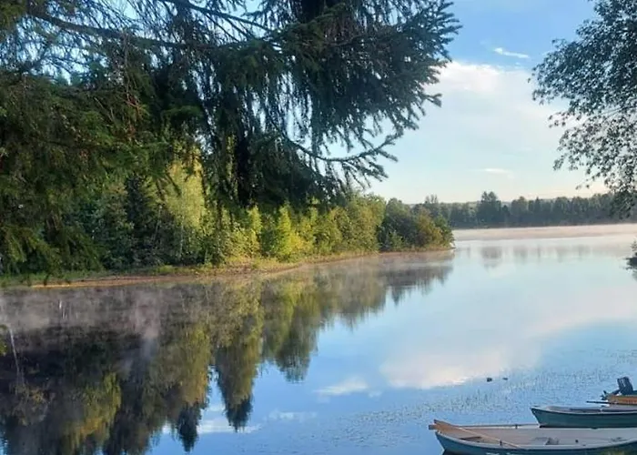 2 Bedroom By The River, Close To 로바니에미